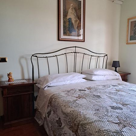 Appartamento Serenella Maenza Екстериор снимка